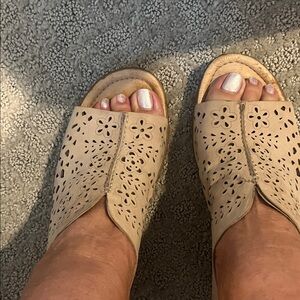 Beige Floral Cutout wedge Slides Women's Shoes